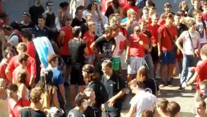 Bizutage (bon enfant) d' étudiants le 5-09-2013