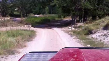 vidéo embarquée espagne 4x4 piste gué