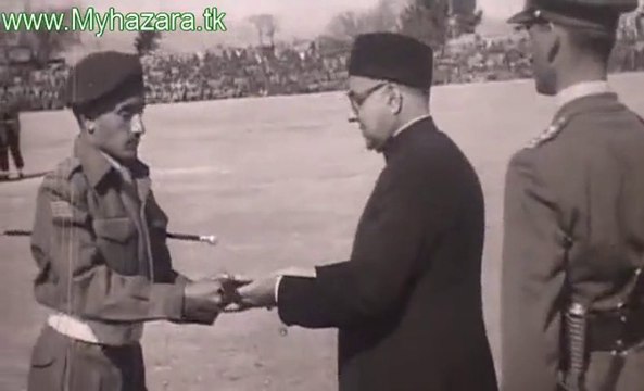Major Aziz Bhatti Shaheed receiving sword of Honor from first Pri