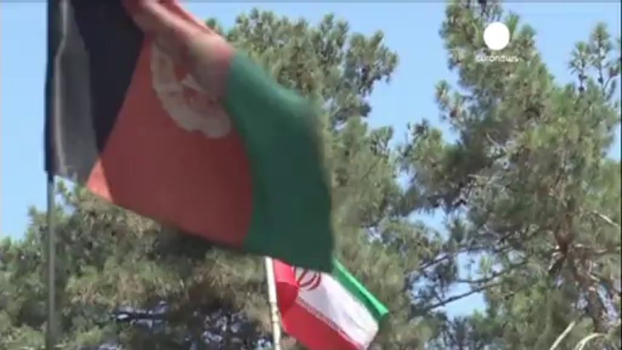 Afghanistan: protests over bribes and visa delays