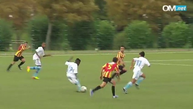 La frappe en pleine lucarne d'Assoumani