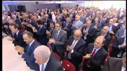 Samaras: "la Grèce tourne la page de la récession"