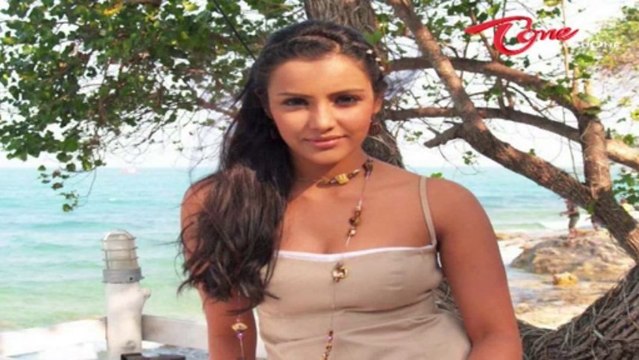 Telugu Heroines Hot Closeup Photos