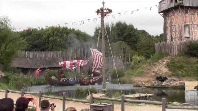 TOURS et DETOURS : Le Puy du Fou - les vikings