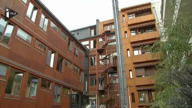 Nues pour sauver leur maternité