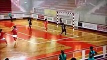 Rita Martins do Benfica marca golo fenomenal em Futsal