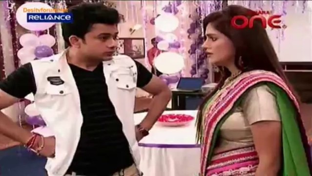 Jhilmil Sitaron Ka Aangan Hoga 11th September 2013 Video Watch Online pt1