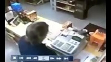 Iraq War Veteran Stops Thief Cold