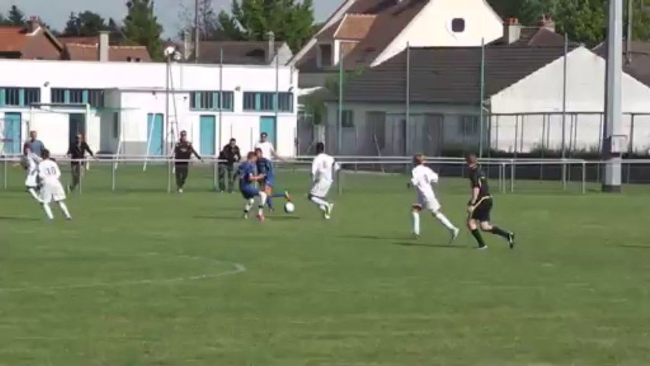 Roye-Noyon vs ASC - Action de Jeu4