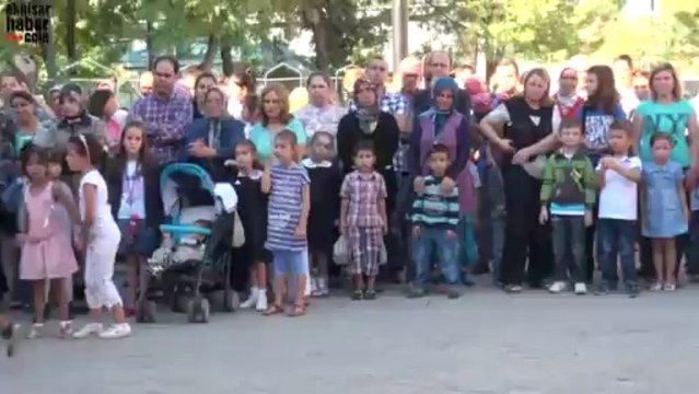 Akhisar'da 2013-2014 Yılı Eğitm ve Öğretim Zili Çaldı