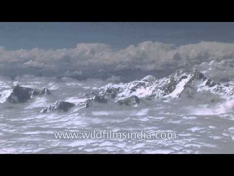 Kanchenjunga looms over the horizon: India's tallest mountain!