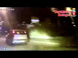 Bologna - Folle fuga in auto, arrestato (07.09.13)