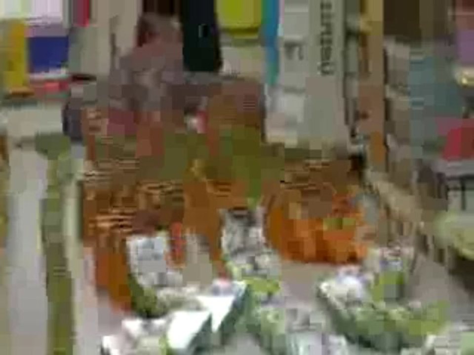 Domino im Supermarkt