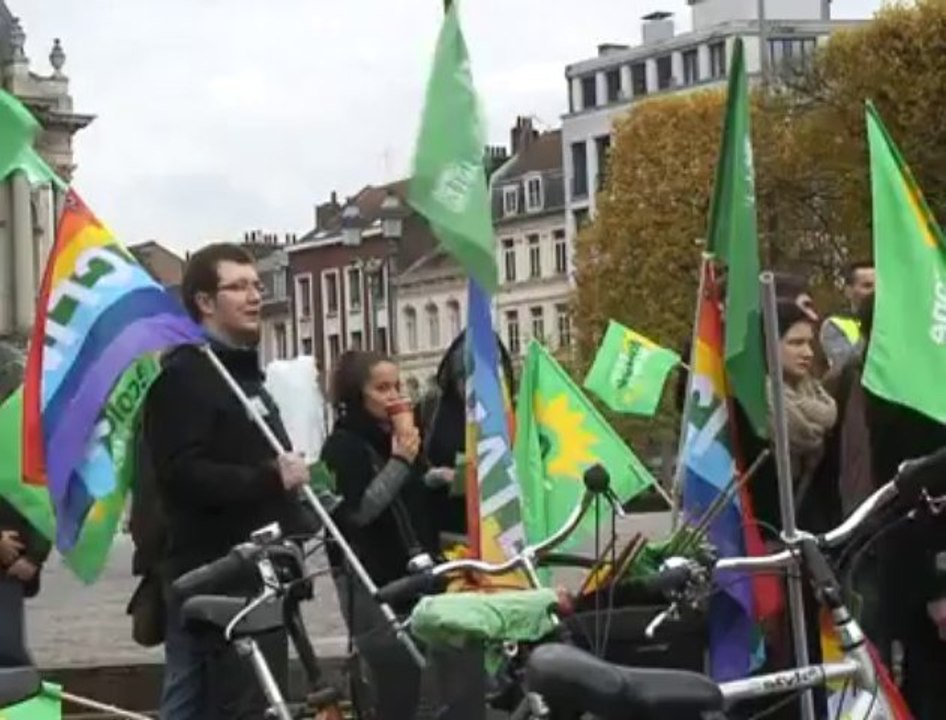 Lille : manifestation en faveur du mariage pour tous