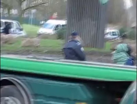 Villeneuve d'Ascq : déplacement de familles Roms