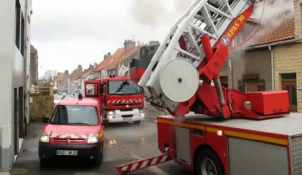 Saint-Martin-Boulogne : violent incendie rue Charles-Gide