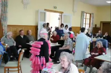 Cambrai : Défilé de mode à la maison de retraite Godeliez-Bolvin