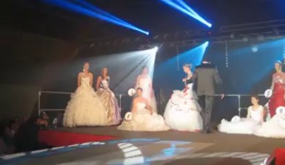 Défilé en robe de mariée à l'élection de Miss Ternois