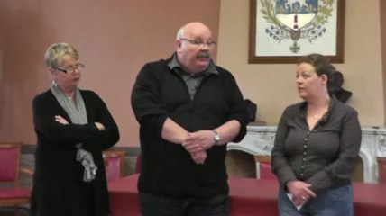 A Evin-Malmaison , l'école Dolto reçoit 2 700€ pour aménager la cour de récréation. 02/05/13