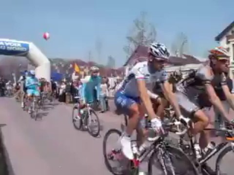 9/9 bis d'Oignies : départ de la 3e étape des 4 Jours de Dunkerque