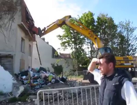 Calais : Evacuation de migrants du squat Descartes