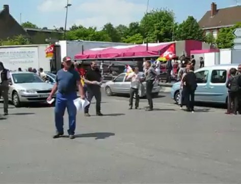 Feignies: les salariés de Sambre et Meuse distribuent des tracts