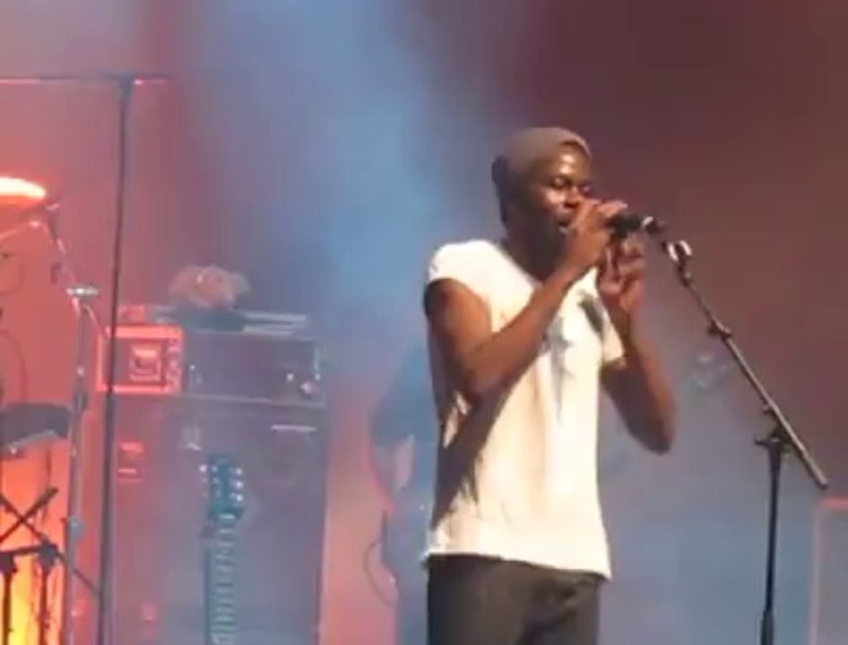 Féfé au Métaphone d'Oignies, le 29 juin 2013