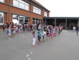 Seclin : les enfants des centres aérés dansent pour accueillir les élus