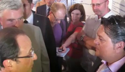 François Hollande s'entretient avec Olivier Leprêtre