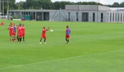 Foot (VAFC) but de Dossevi à l'entraînement