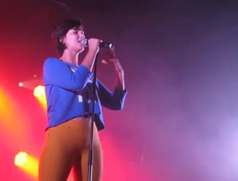 Sheryfa Luna interprète Quelque part