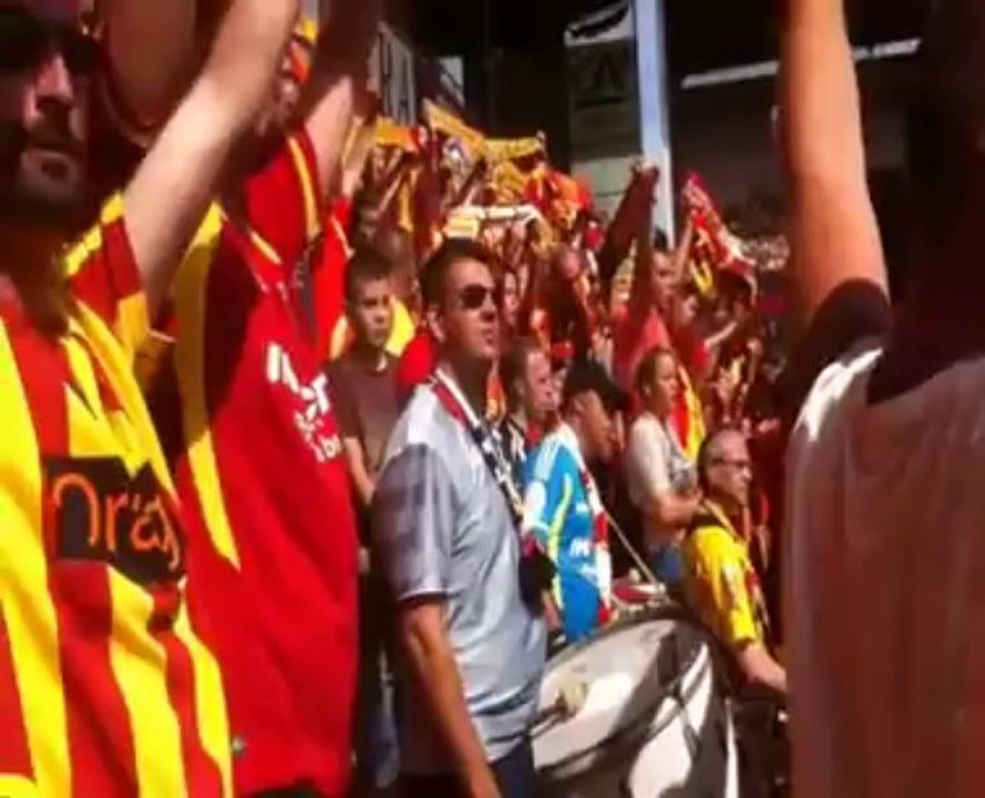 Ambiance en tribune Marek avec les supporters du RC Lens