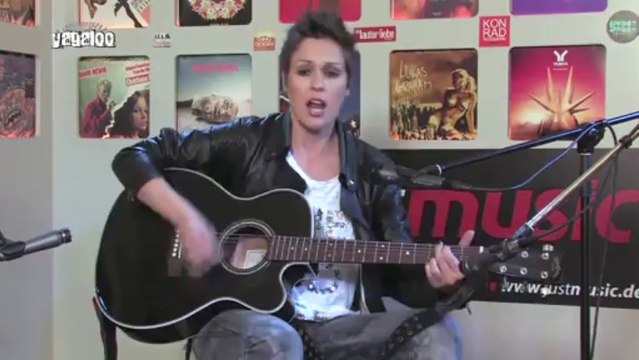 Sharron Levy - Let Me Hear You Scream - unplugged bei yagaloo