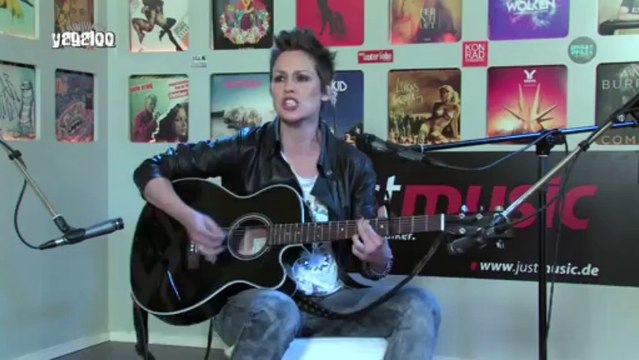 Sharron Levy - Just You And Me - unplugged bei yagaloo