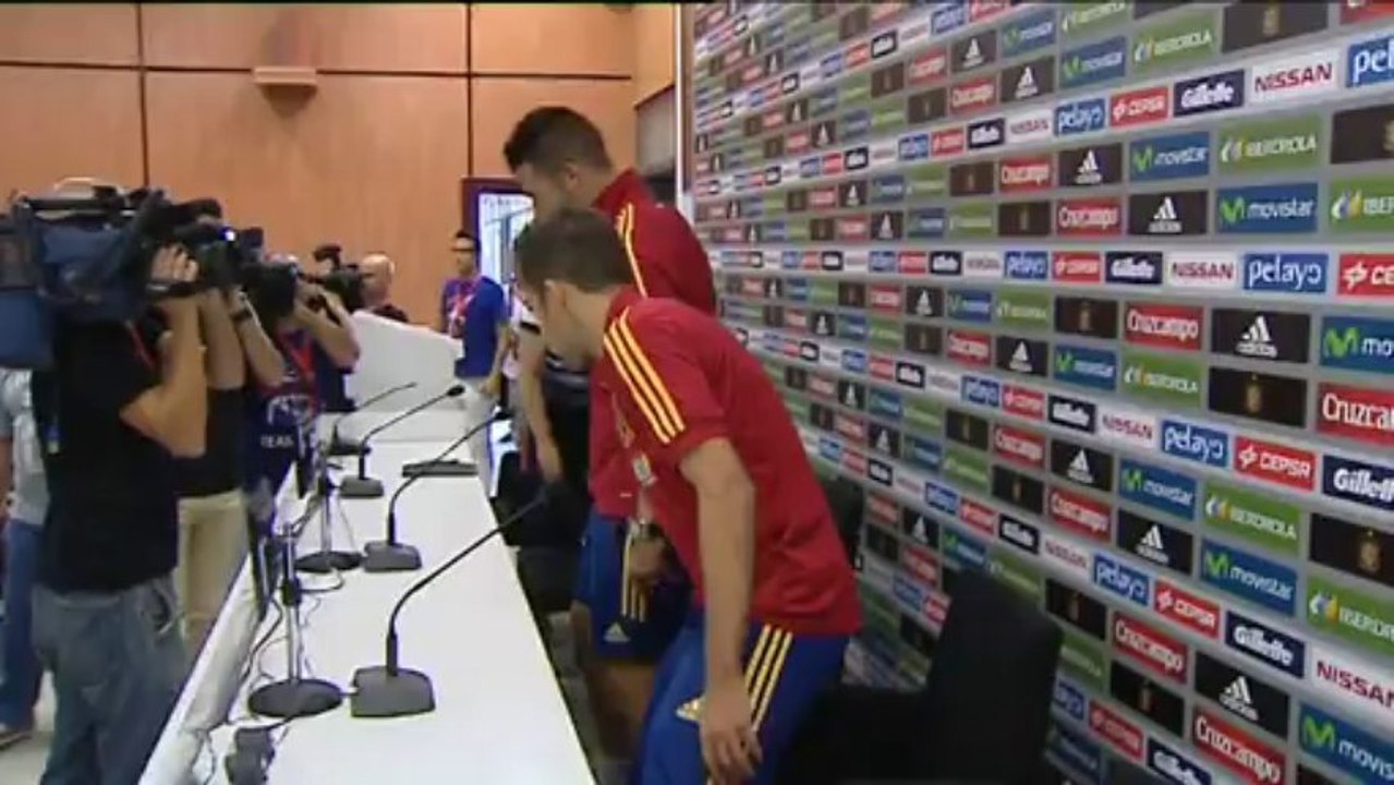 La Roja a step closer to World Cup repeat