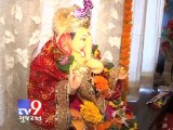 Tv9 Gujarat - Divya Dutta Celebrates Ganpati at her home