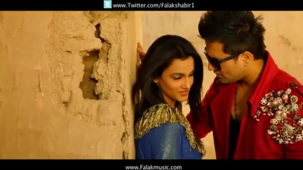 Mujh mei hei tu Falak Shabir Official Video