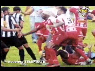 Clásico nacional termina en trifulca