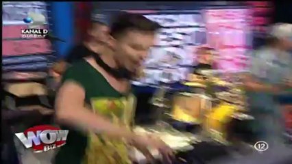 Alxandra Ungureanu ft.Crush - Iubire de-o Vara(Kanal DTV.10.Sept.2013)HD