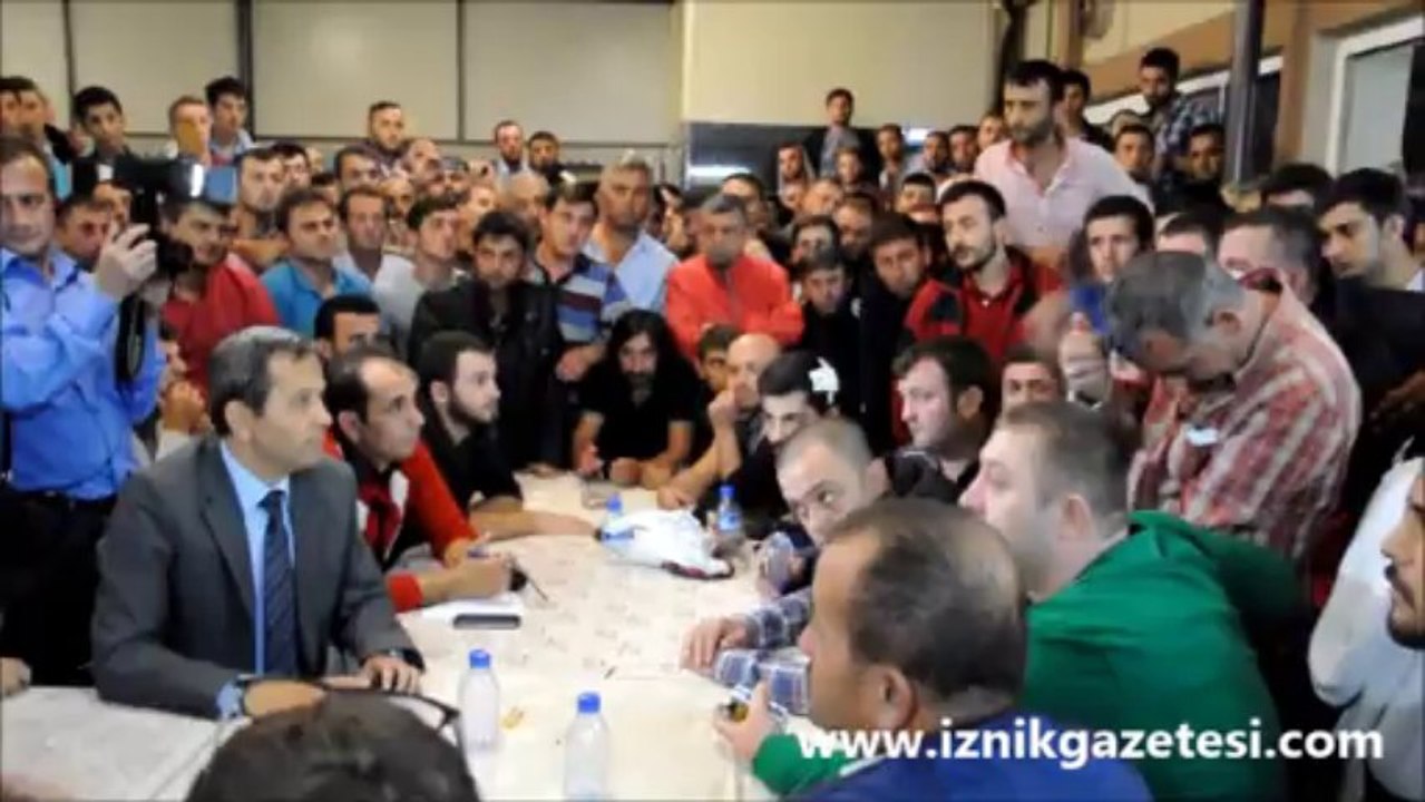 Bursa Emniyet Müdür Yardımcısı Öfkeli Kalabalığa Söz Verdi... Romen Sorunu Çözülecek
