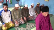 Rohingya Refugee in indonesia From  A F P Channel Spanish     (تقرير عن اللاجئين الروهنجيين في إندونيسيا من قناة (أ ي أف بي  الاسبانية