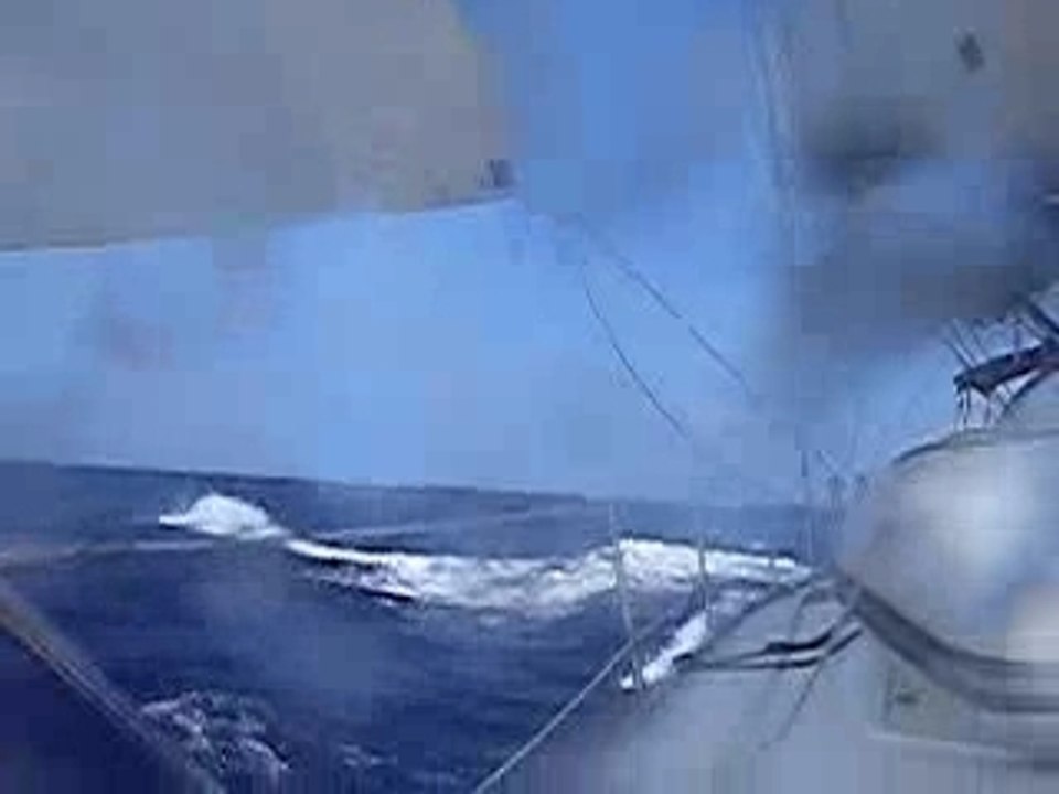 llarg a 10 knots