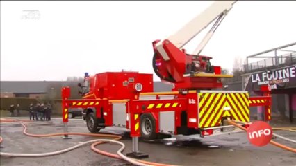 La boite de nuit La Fabrik en flammes