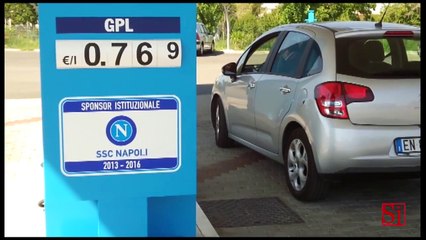 Napoli - Il distributore di carburanti del Napoli Calcio (09.09.13)
