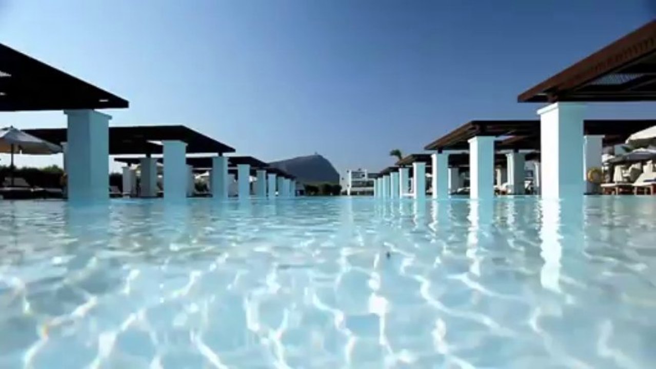 Grichenland  Hotel Grecotel Amirandes beach resort with pool schwimmen