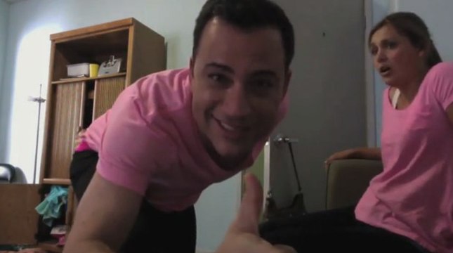 La blonde qui danse le twerk est un fake - Jimmy Kimmel Reveals