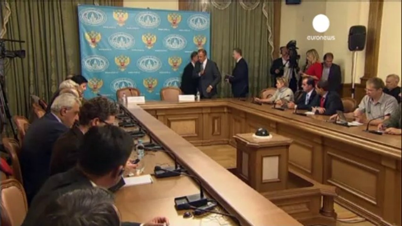 Obama puts Syria strike plans "on hold"