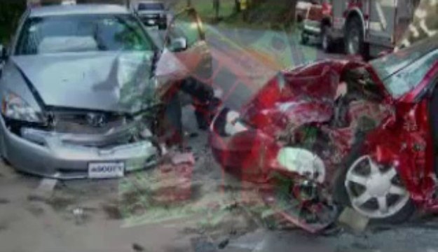 Sara Suten Seti Snapped at The MYM 2013- WTF ?