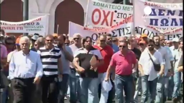 Yunanistan'da üniversite hocaları sokağa indi