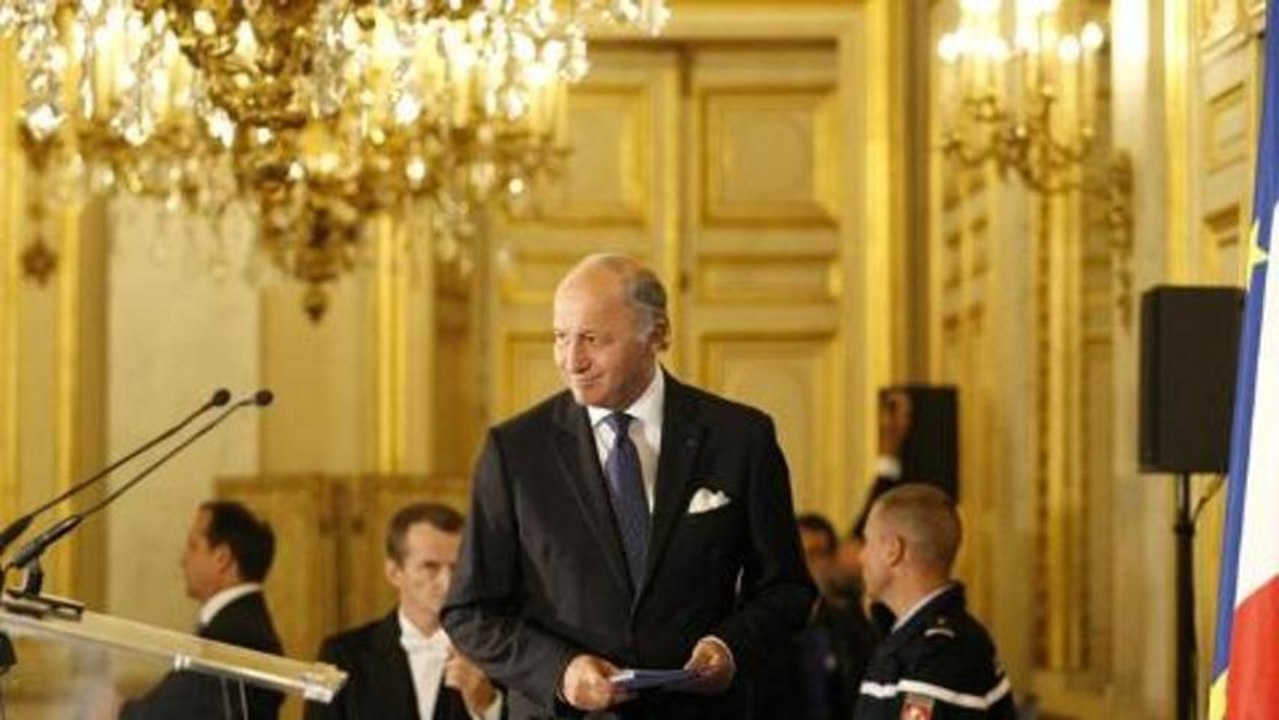 Global leaders mull over Russian and French act...